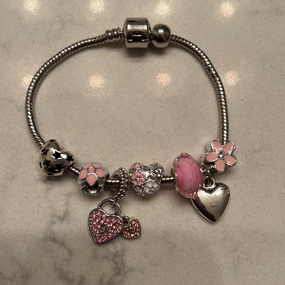 Charm bracelet